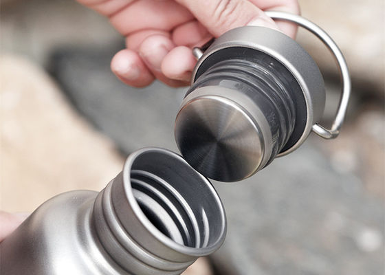 Purity biological metal 4.5g/cm3 titanium water bottle